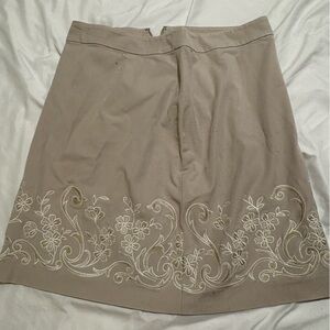 Brooks Brothers Floral Embroidered A-Line Skirt - Beige